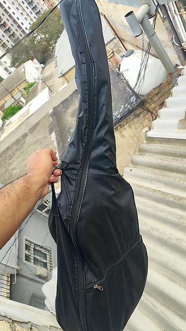 ikinci el gitara: Klassik gitara, İşlənmiş, Rayonlara çatdırılma, Ünvandan götürmə, Ödənişli çatdırılma — 3