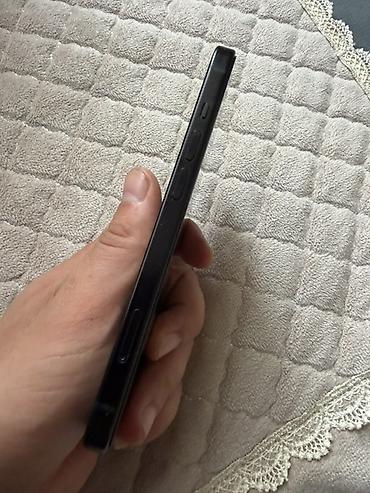 Apple iPhone: IPhone 15, 256 GB, Qara — 4