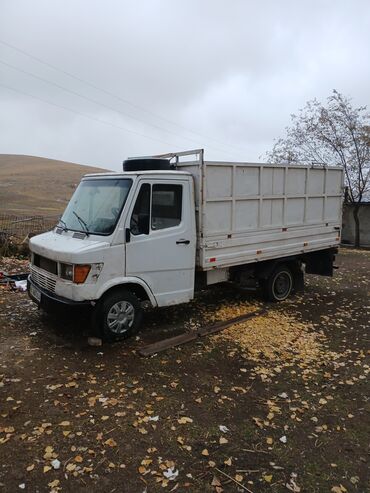 тойота ландкрузер 100: Mercedes-Benz T1: 1989 г., 3 л, Механика, Дизель, Бус