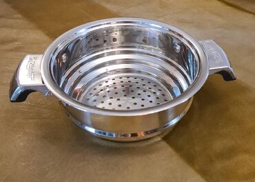 кухонные посуды: Пароварка-дуршлаг "zepter" новая оригинальная диаметром 20 см