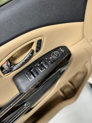 Kia: Kia Carnival: 2019 г., 2.2 л, Автомат, Дизель, Минивэн — 12