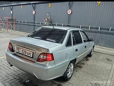 некия 2: Daewoo Nexia: 2010 г., 1.5 л, Механика, Бензин, Седан — 3