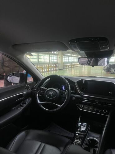 Hyundai: Hyundai Sonata: 2019 г., Гибрид, Седан — 10