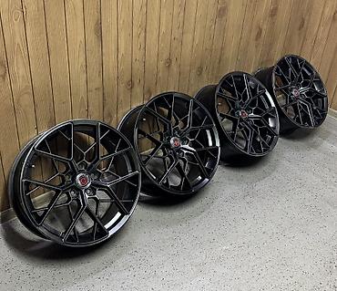 Диски: Литые Диски R 18 Комплект, отверстий - 5, Б/у — 4