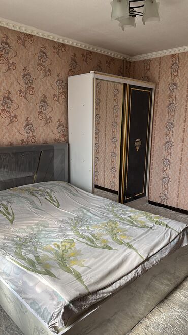 Посуточная аренда квартир: 2 комнаты, Бытовая техника, Банные принадлежности, Бронь — 2