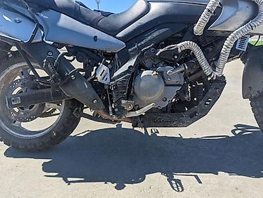 4 вд: Suzuki V-Strom DL650 — турэндуро для дальних поездок и грунтовок — 2