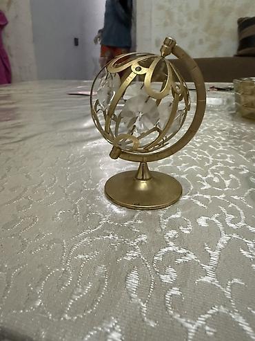 ome siqaret: Bürünc rəngli dekorativ qlobus - Material: metal karkas (bürünc — 1