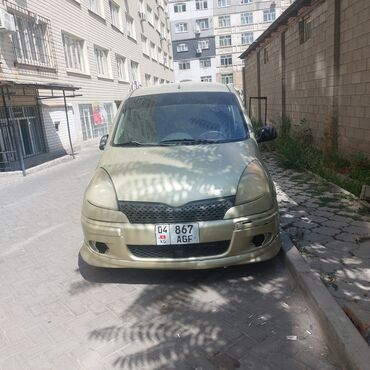 купить машину за 2000 долларов: Toyota Yaris Verso: 2000 г., 1.5 л, Автомат, Бензин