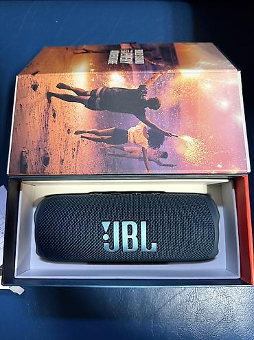 usb wifi adaptör: Jbl flip 6 ideal vəziyyətdədir. Səliqəli istifafə olunub. Usb kabeli — 3