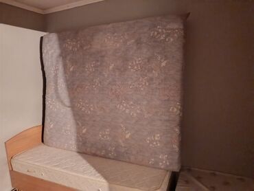 двухспальный кровать: Матрас и деревянное основание-тахта - Размеры ориентировочно