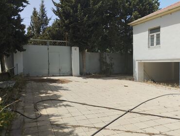 xacmazda satilan evler: GOREDİLDE BAG EVİ TECİLİ SATİLİR EV 25 SOTUN İCİNDEDİ DENİZE 10