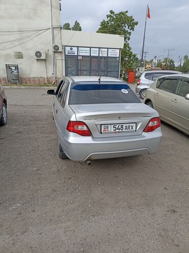 дек ланос: Daewoo Nexia: 2010 г., 1.6 л, Механика, Бензин, Седан