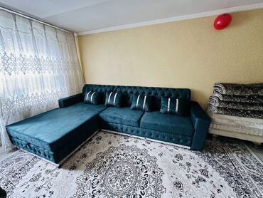 пошив чехлов на диваны: Угловой диван, C подушками, Трёхместный и более, Велюр