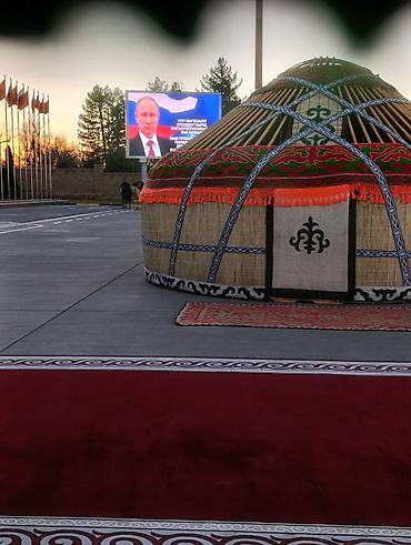 кыргызские музыкальные инструменты: Аренда юрты, Каркас Деревянный, 65 баш, С полом — 4