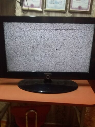televizor samsung ue55js9000: Телевизор рабочий,диагональ 32