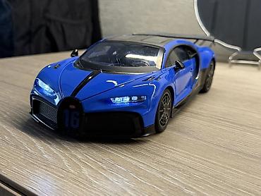 bugatti veyron 8 dsg: Məhsul: Radiouidarəolunan (RC) idman avtomobili modeli – mavi/qara — 3