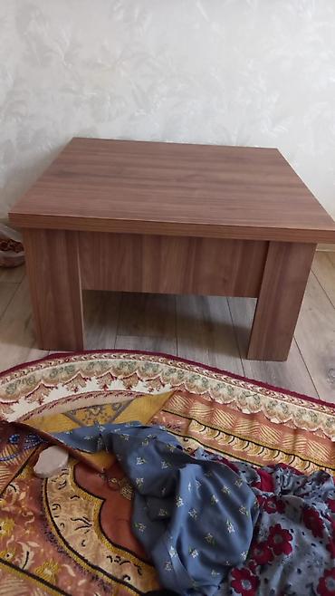 Jurnal masası, Yeni, Transformer, Laminat, Kvadrat masa