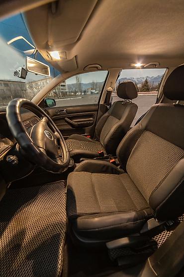 Volkswagen: Volkswagen Golf Variant: 2002 г., 2 л, Автомат, Бензин, Универсал — 22