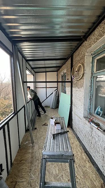 Утепление: Теплое остекление и отделка балкона/лоджии «под ключ» - Современное — 12