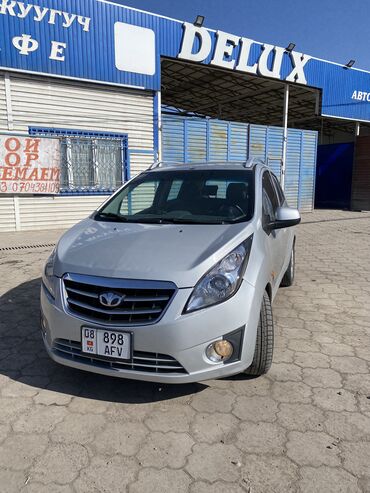 полицейский машина: Chevrolet Spark: 2011 г., 1 л, Автомат, Бензин, Хэтчбэк