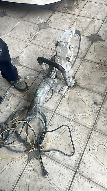 Аренда инструментов: Сдам в аренду Утюги, Строительные леса, Бетономешалки — 39