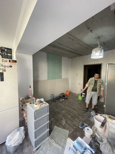 Штукатурка, шпаклевка: Штукатурка стен, Штукатурка потолков, Шпаклевка стен | Акриловая вода эмульсия, Арт бетон Больше 6 лет опыта — 7