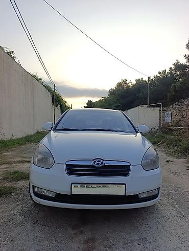 Hyundai: Hyundai Verna: 1.5 л | 2008 г. Седан — 3