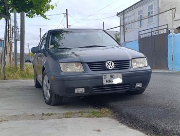 masım: Volkswagen Jetta: 1.8 л | 2002 г. Седан