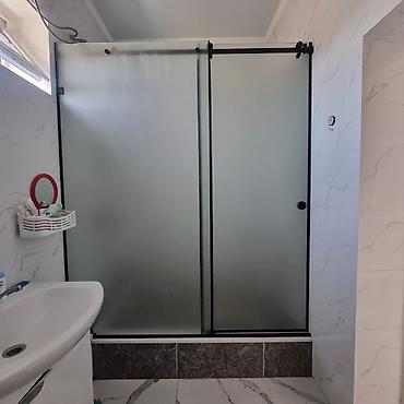 Душевые кабины: Душевая кабина Квадрат, Высота поддона: 10 см — 22