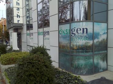 Građevinarstvo i rekonstrukcija: Lepljenje peskirnih folija na staklo — 12