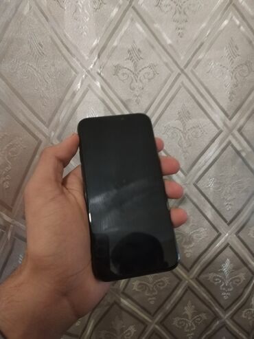 Apple iPhone: IPhone 11 Pro — 3