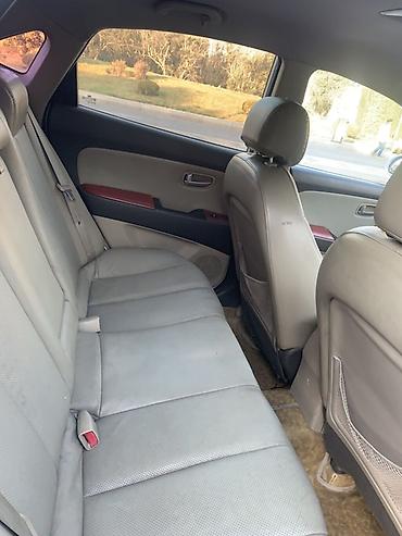 avante: Hyundai Elantra sedan – ağ rəng, 4 qapı, şəhər və tras üçün praktik — 8