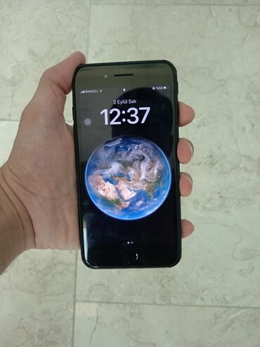 Миски: IPhone 8 Plus, 64 ГБ, Black Titanium, Отпечаток пальца, Беспроводная зарядка, Face ID