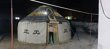 Аренда юрт: Аренда юрты, Каркас Деревянный, 75 баш, С полом, Самовар, Стол — 12