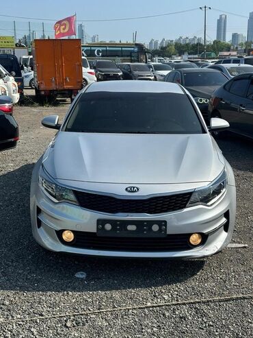 продаю очень срочно: Kia K5: 2017 г., 2 л, Автомат, Газ, Седан