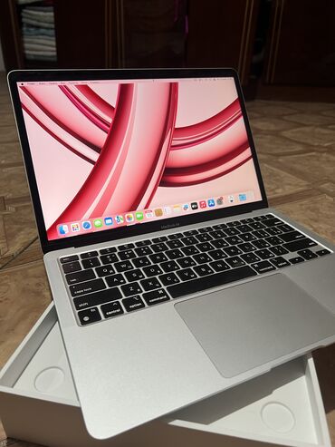 продать нерабочий ноутбук: Ноутбук, Apple, 8 ГБ ОЭТ, Apple M1, 13.3 ", Колдонулган, Татаал эмес тапшырмалар үчүн, эс тутум SSD