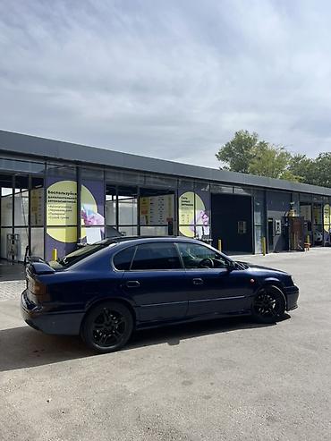 Subaru Legacy: 2000 г., 2 л, Автомат, Бензин, Седан — 8
