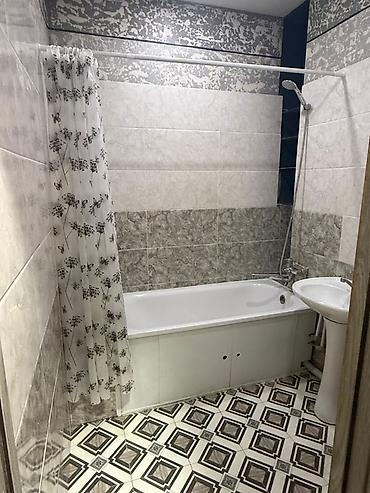 7 1: 3 комнаты, 83 м², Сары-Челек ж/м 106 серия улучшенная, 4 этаж, Евроремонт — 9