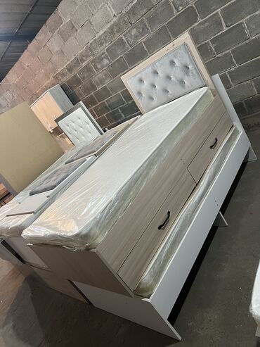 Односпальные кровати: Односпальная кровать, Новый, С матрасом, длина - 2 см — 17