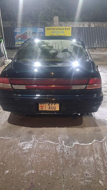 шины на карнивал: Nissan Sunny: 1998 г., Автомат, Бензин, Седан — 3