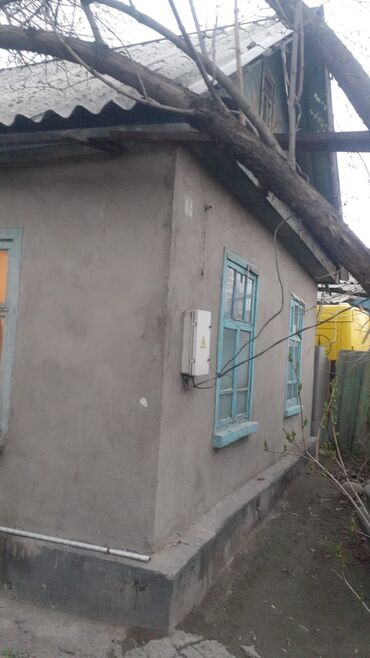 дом в городе бишкек: 47 м², 3 комнаты, Требуется ремонт Без мебели