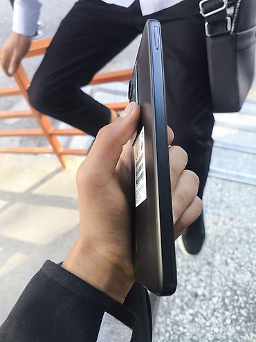 xperia 1: Смартфон REDMI 15 с безрамочным экраном и вырезом под фронтальную — 5