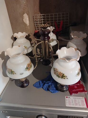 Bitkilər üçün dibçəklər: Çılçıraq, 5 lampa