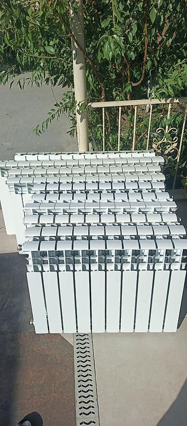 07 sekilleri peredok: Alüminium/metal panel radiatorlar toplusu - Aşağıdan yuxarıya havanı — 1