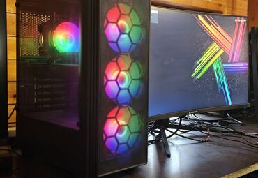 kompüter çantası: RGB işıqlandırmalı və şəffaf yan panelli fərdi kompüter korpusu