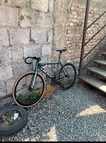 maxxis 29: Фикс-байк (single speed) дорожного типа. Проколото переднее колесо - — 2
