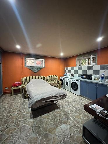 Продажа домов: 5 комнат, 375 м², 6 соток, Бишкек, ул. Карла Маркса Агентство недвижимости — 5