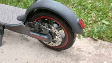 Trotineti, skejtbordovi i hoverbordovi: Lepo ocuvan ispravan elektricni trotinet — 11