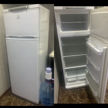 indezit: Двухкамерный Холодильник