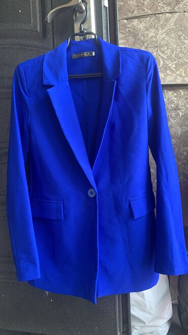 пиджак мужского кроя: Пиджак синий новый б/у в идеальном состоянии